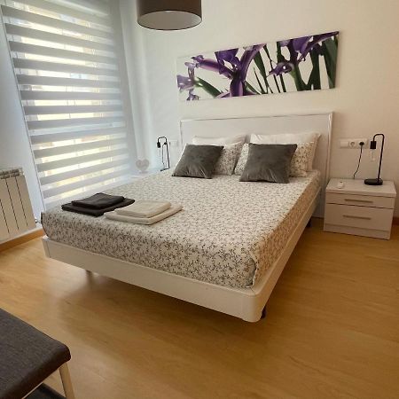 Apartamento Pinares Lägenhet Soria Exteriör bild
