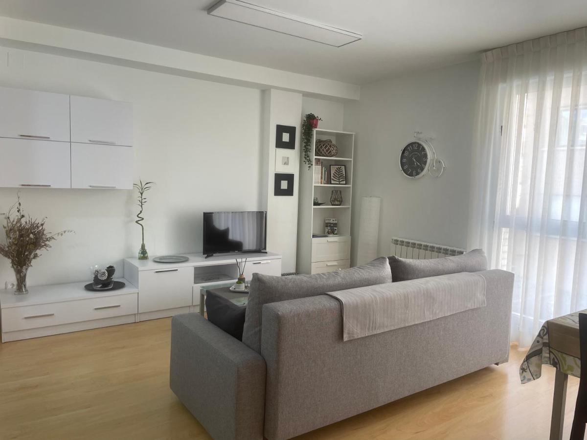 Apartamento Pinares Lägenhet Soria Exteriör bild