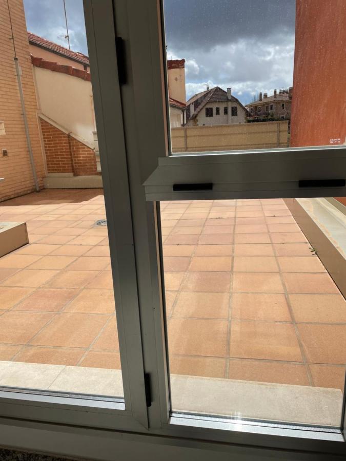Apartamento Pinares Lägenhet Soria Exteriör bild