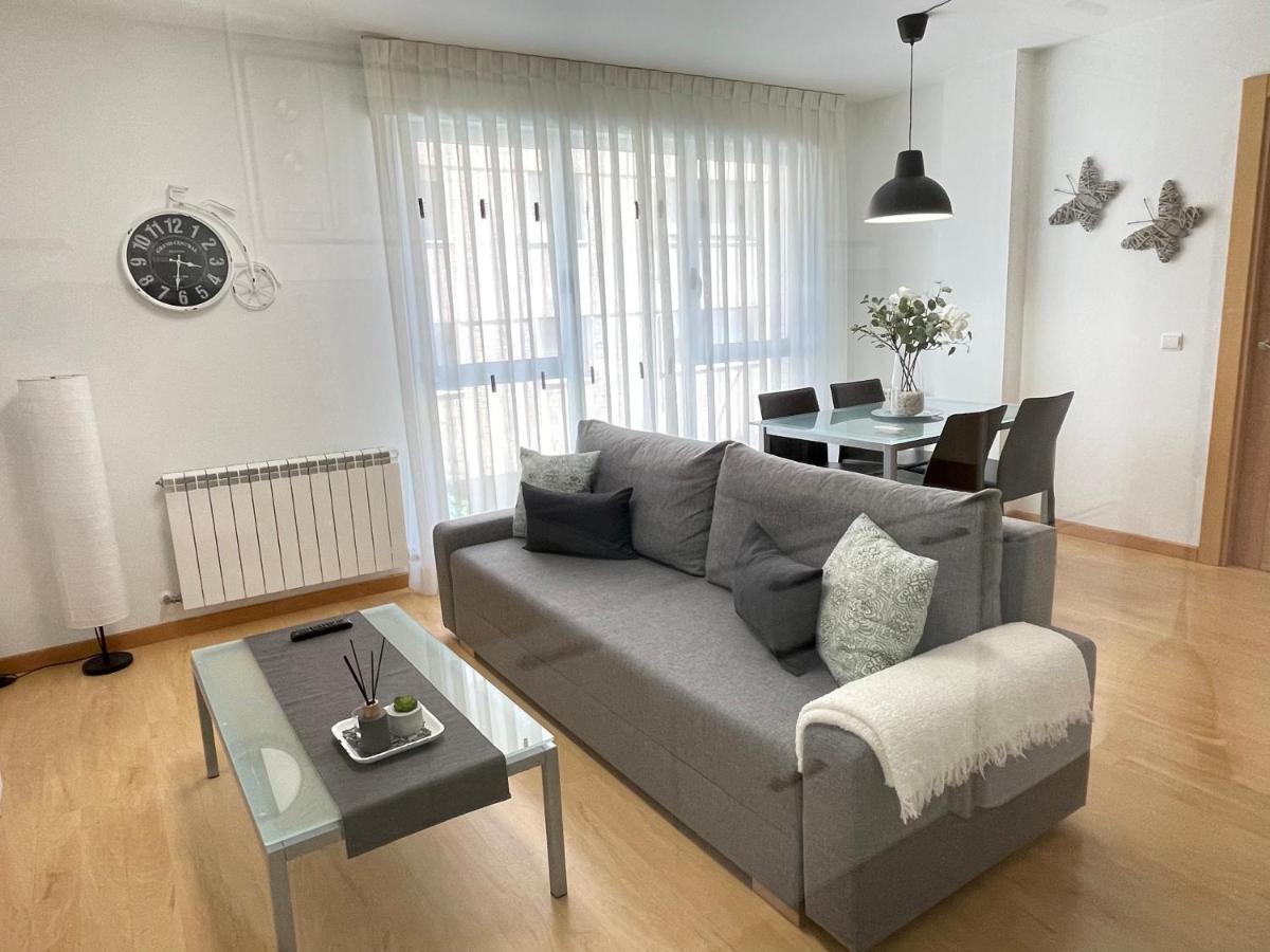Apartamento Pinares Lägenhet Soria Exteriör bild